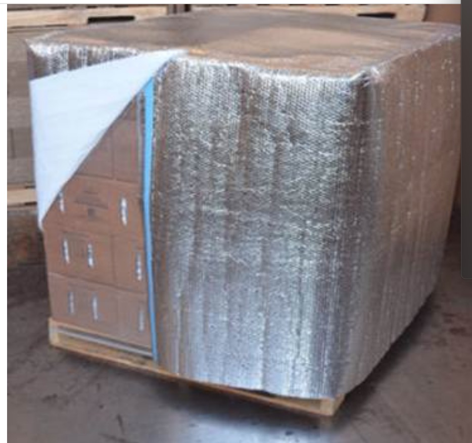 Aluminum foil bubble insulated pallet cover