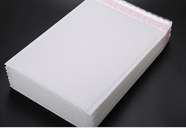 Delivery courier Kraft Bubble Mailer Padded Envelope Bubble packaging bags for ecommerce