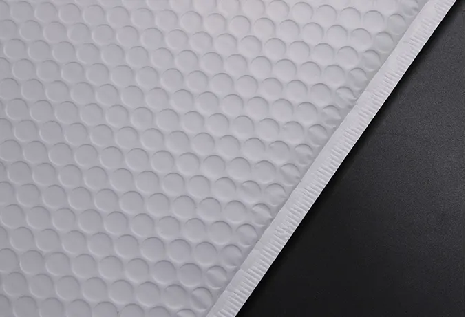 Delivery courier Kraft Bubble Mailer Padded Envelope Bubble packaging bags for ecommerce